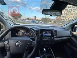 نيسان فرونتر